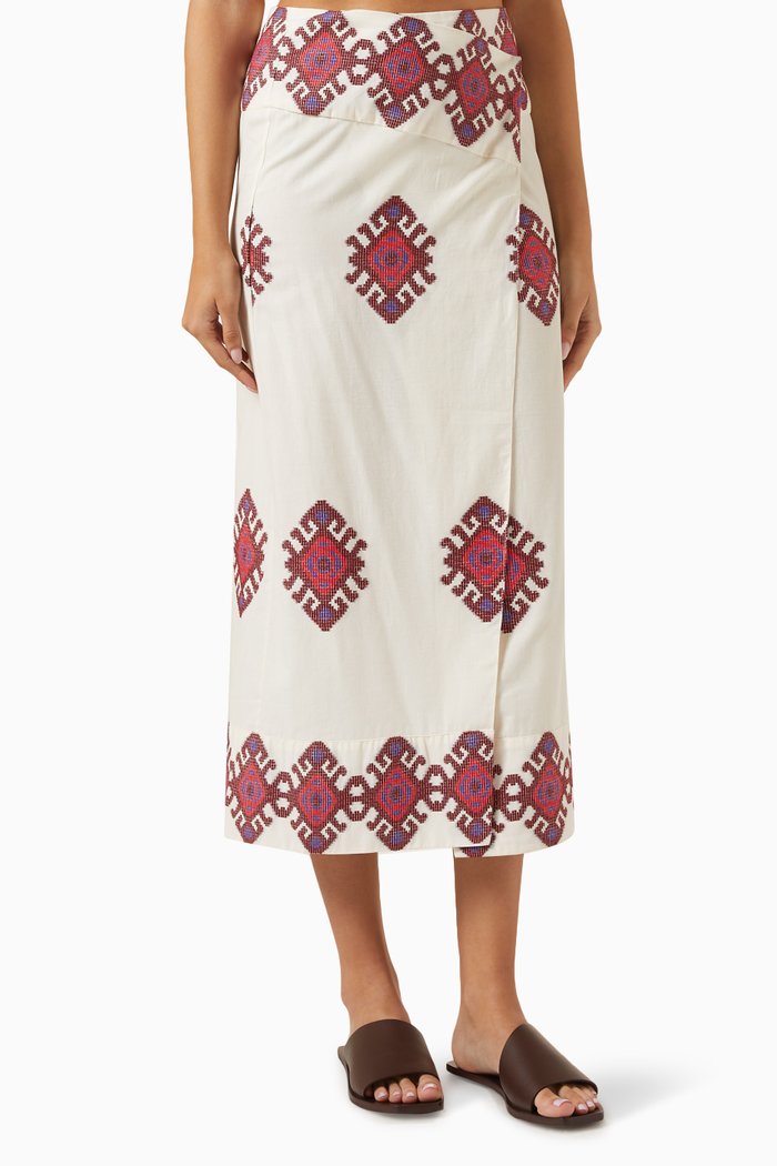 Beauty Abounds Skirt in Cotton, White
