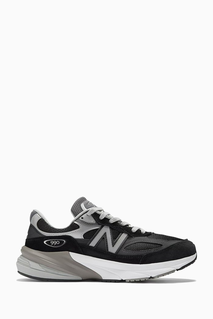

990 Sneakers in Leather & Mesh, Black
