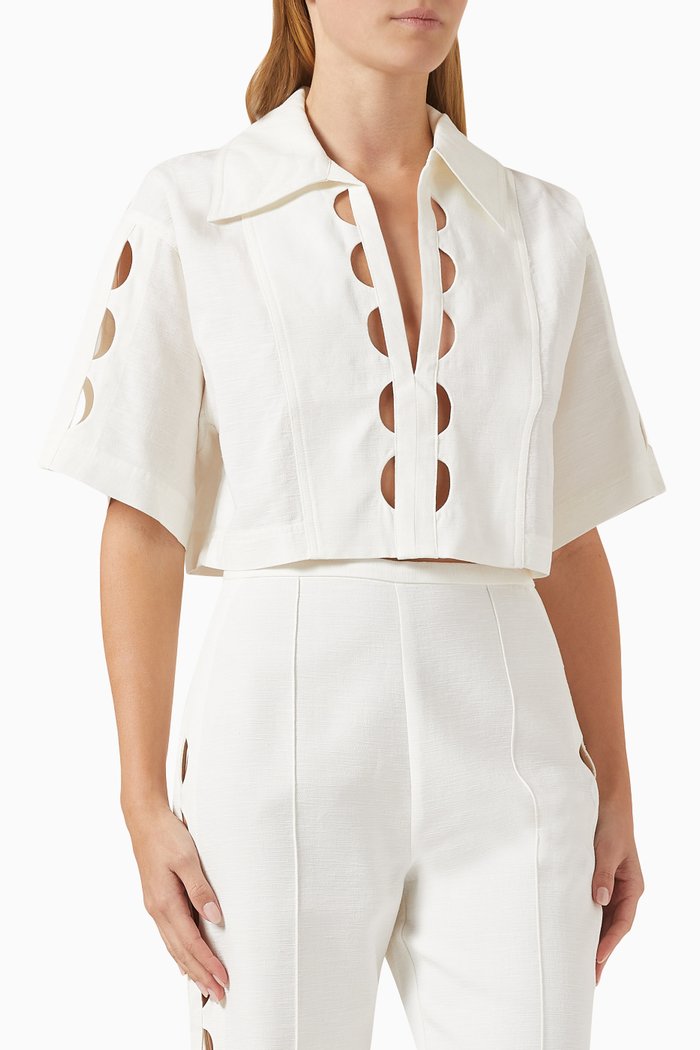 

Julieta Scallop Cut-out Shirt in Linen, Neutral