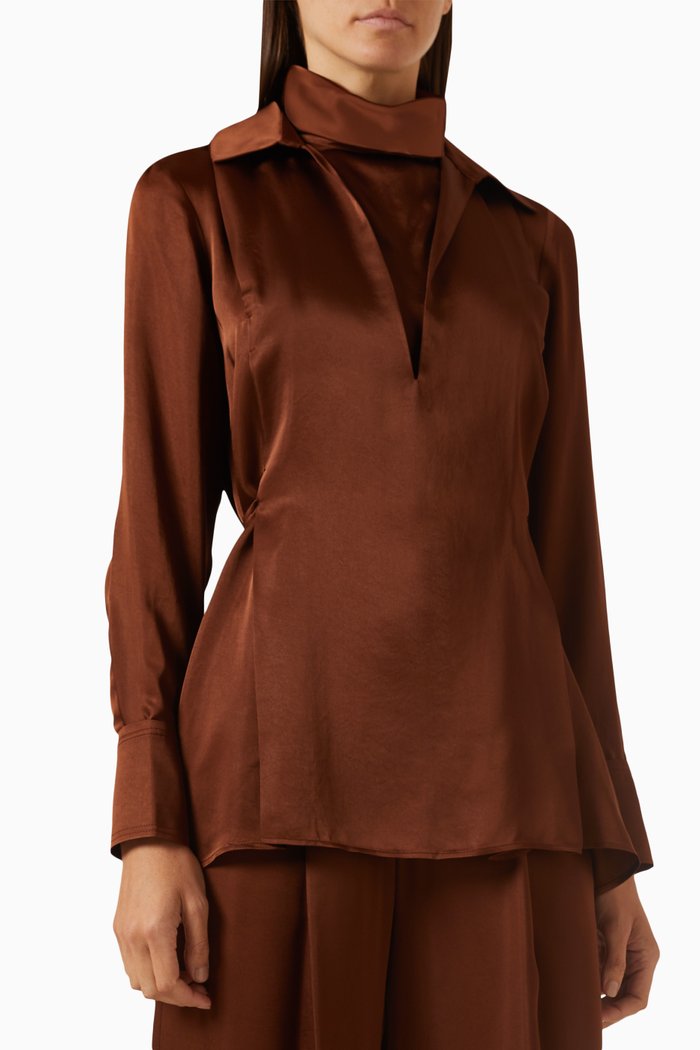 

Collared V-neck Blouse in Satin, Brown