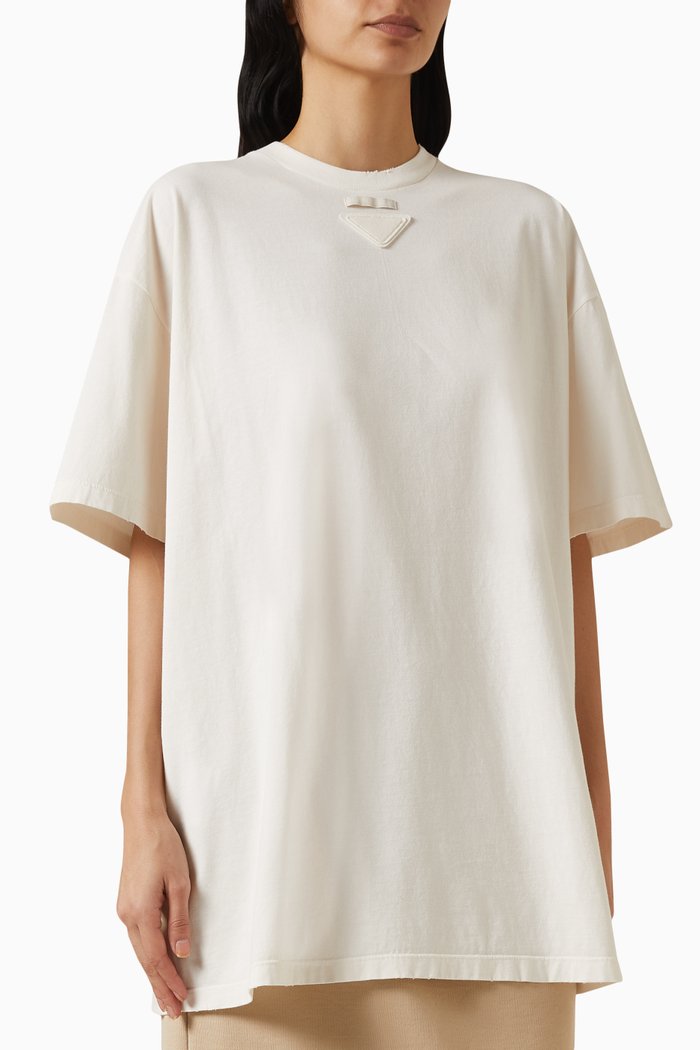 

Triangle Logo Oversized T-shirt in Cotton-jersey, Neutral