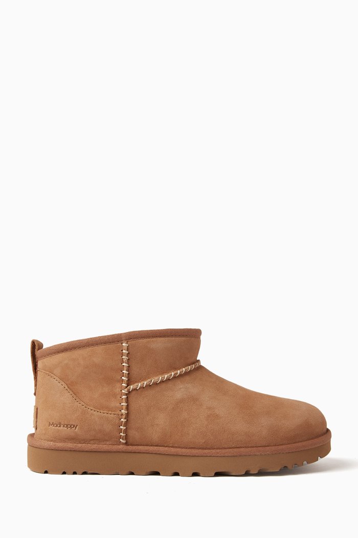 

x Madhappy Classic Ultra Mini Boots in Suede, Brown