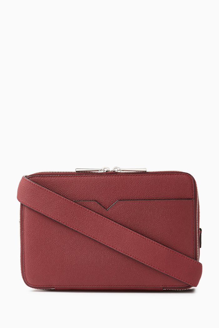 

V-line Belt Bag in Leather, Red