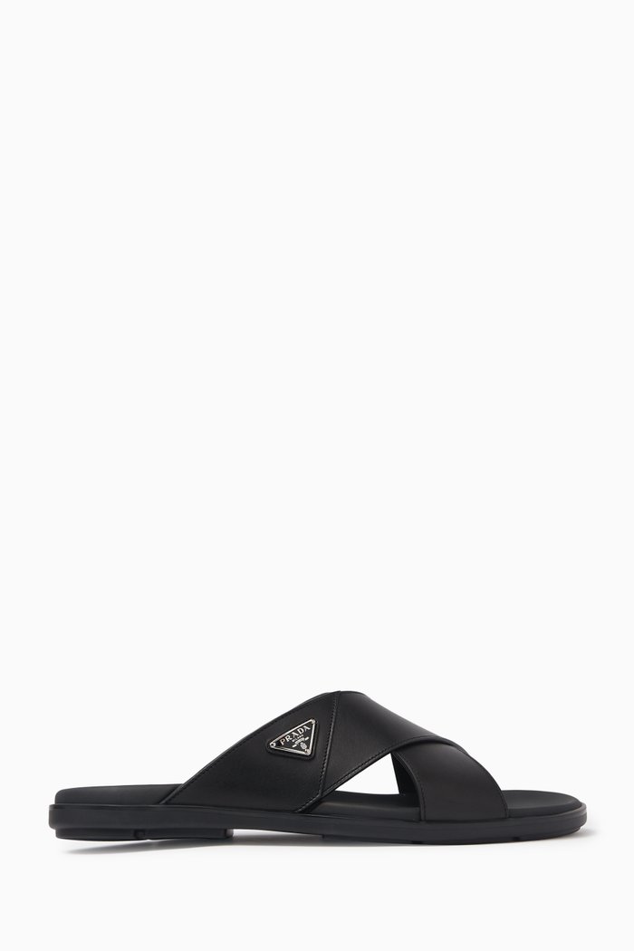 

Logo Plaque Sandals in Leather, Black