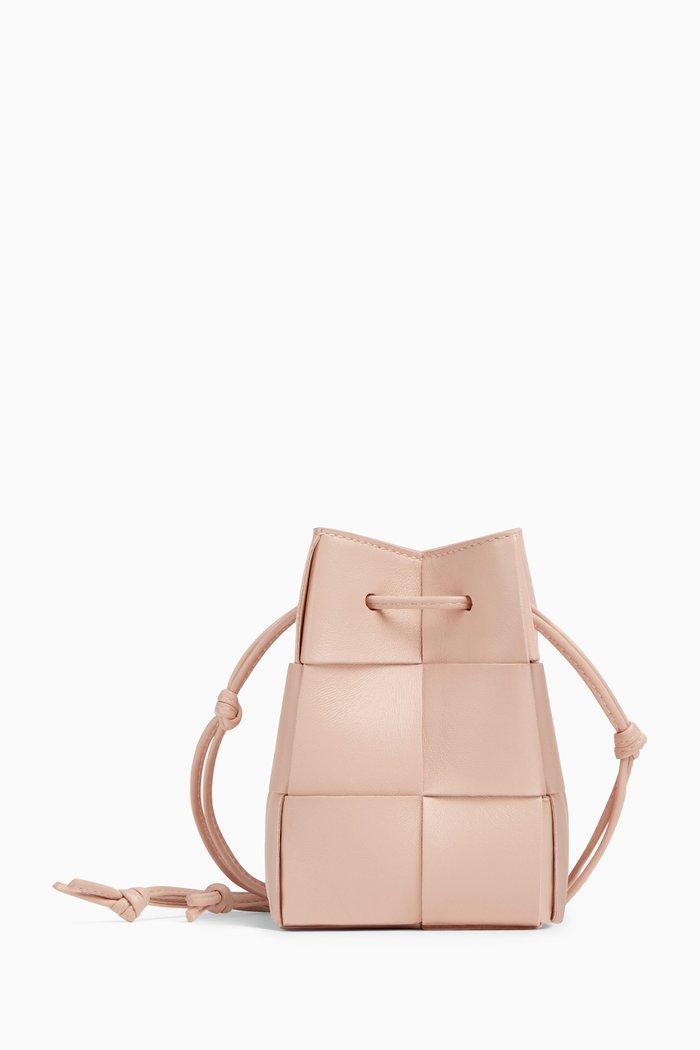 

Mini Cassette Crossbody Bucket Bag in Intrecciato Leather, Pink