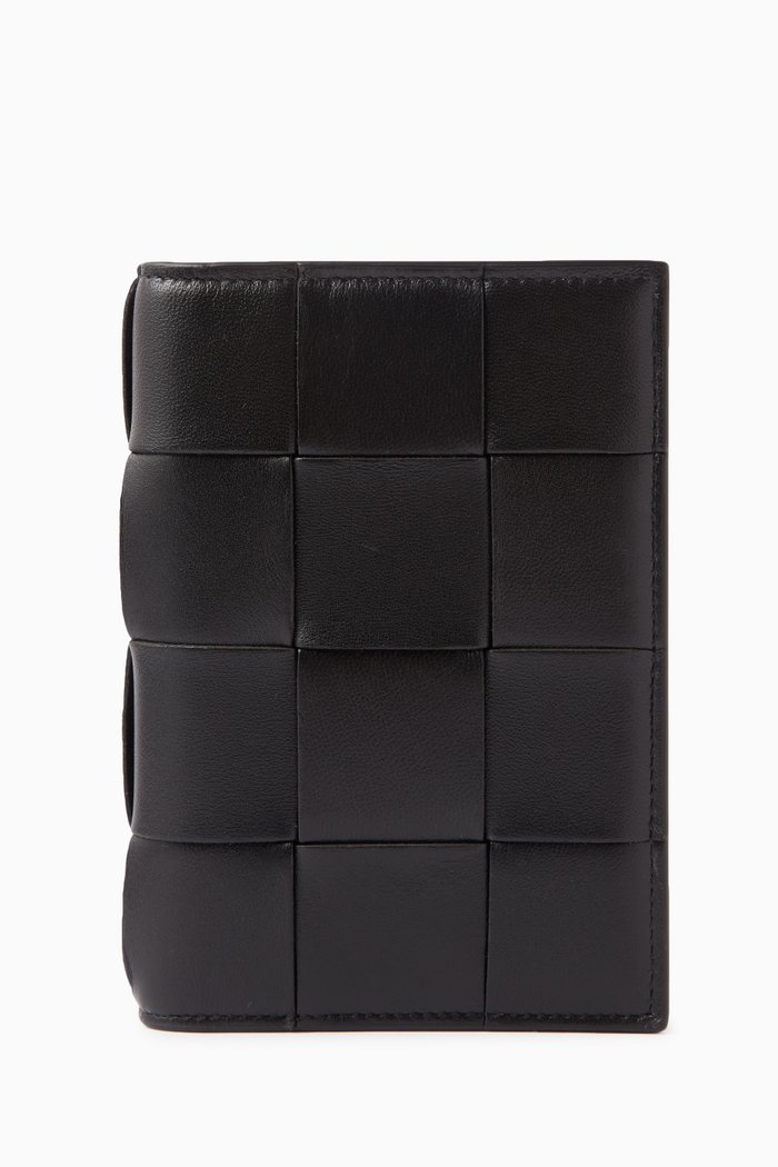

Cassette Passport Case in Intrecciato Leather, Black