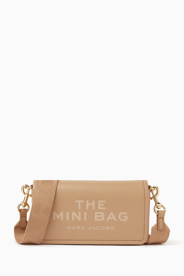 

The Mini Crossbody Bag in Leather, Brown