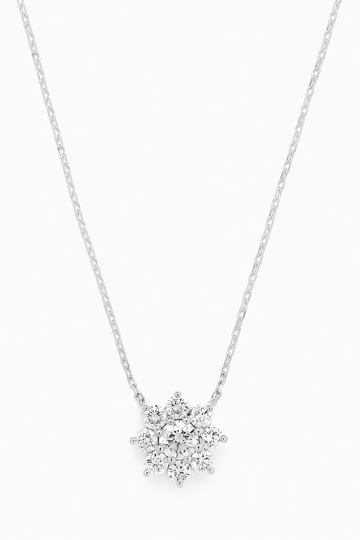 

Flower Diamond Necklace in 18kt White Gold