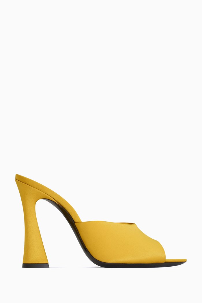 Suite 105 Mules in Silk Crepe de Chine, Yellow