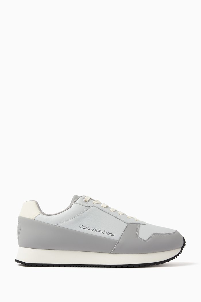 

Logo Sneakers in Leather, Grey