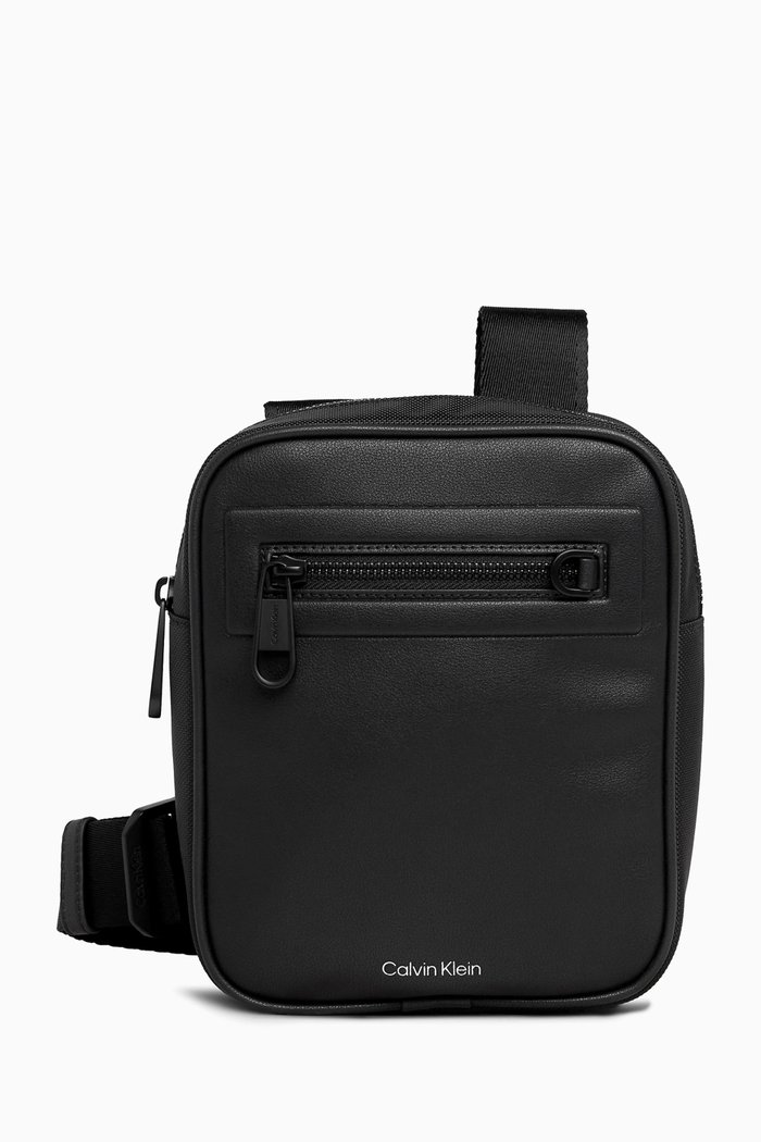 

Small Convertible Reporter Crossbody Bag in Recycled Textile, Black