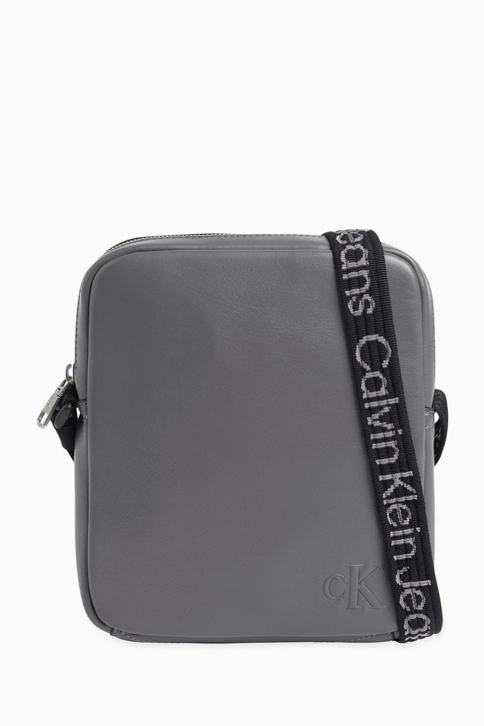 

Ultralight Reporter Bag in Faux Leather, Grey