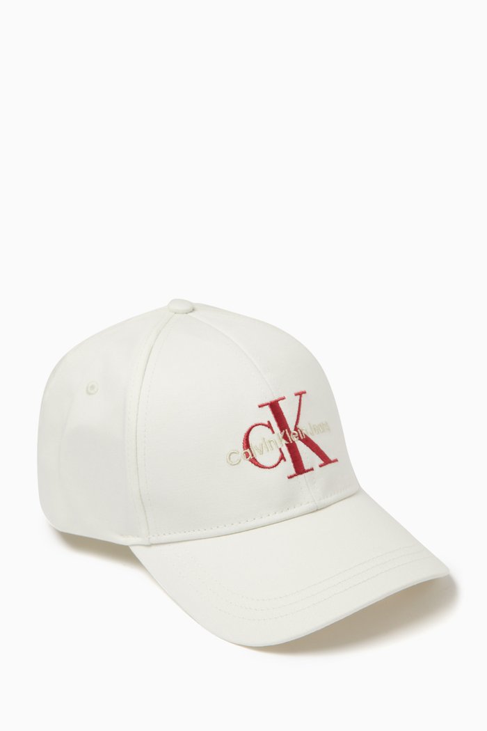 

Embroidered Monogram Cap in Cotton, Red