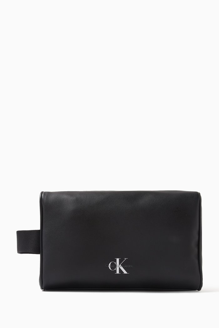 

Monogram Wash Bag in Faux Leather, Black