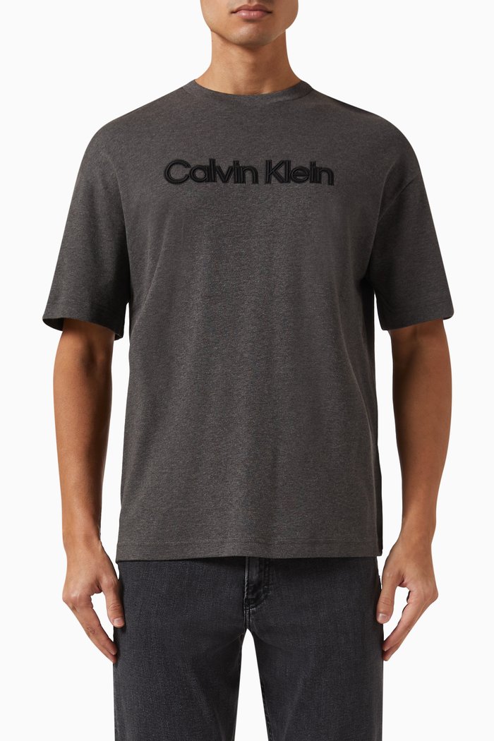 

Embossed Logo T-shirt in Cotton, Grey