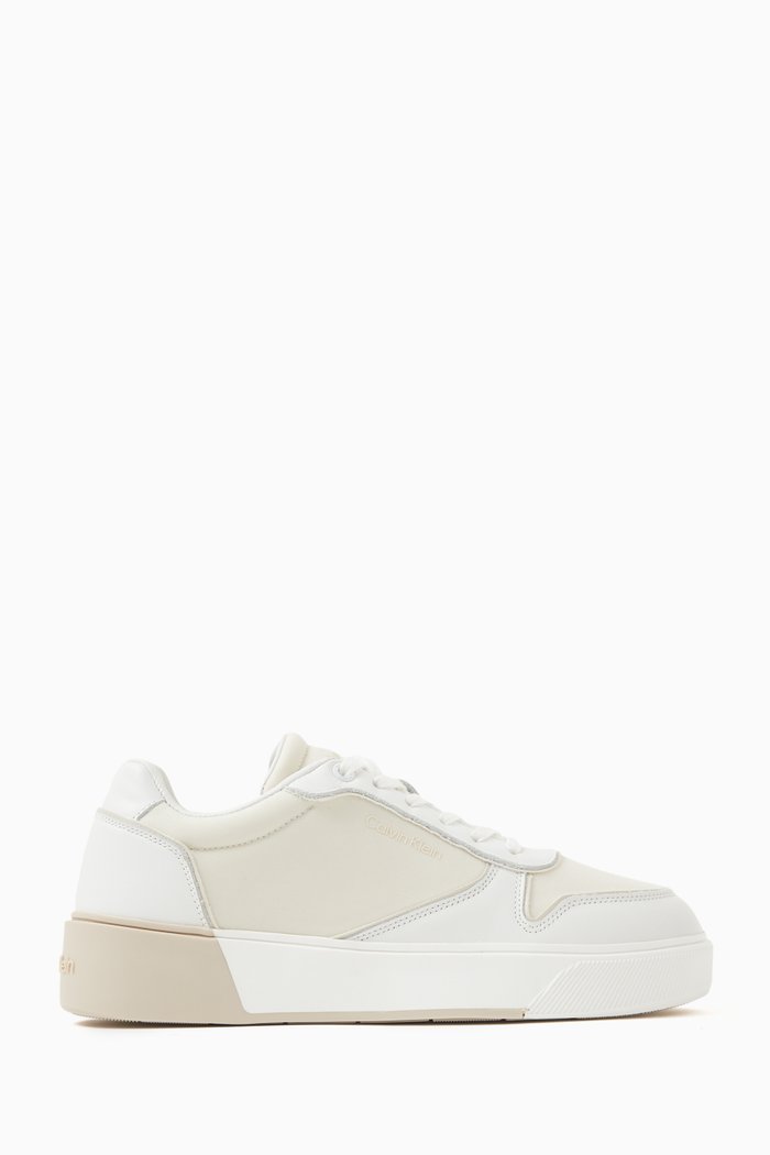 

Low-top Sneakers in Leather, White
