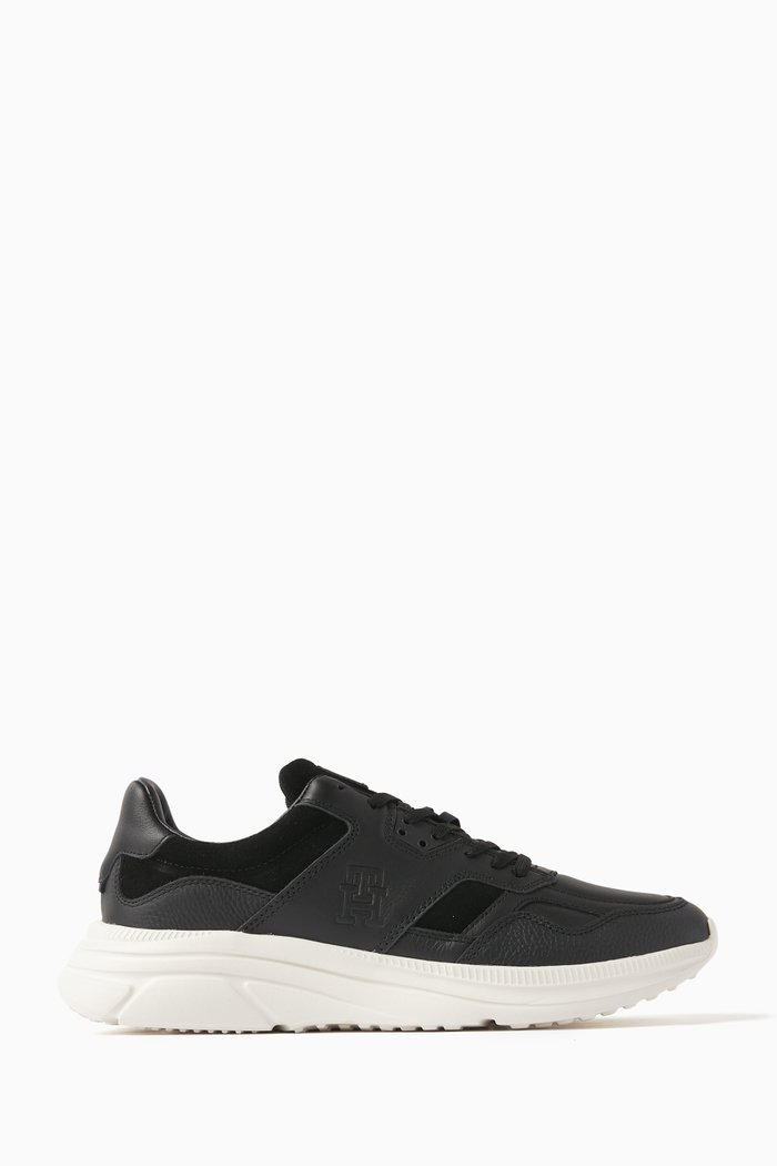 

Modern Runner Sneakers in Leather, Black