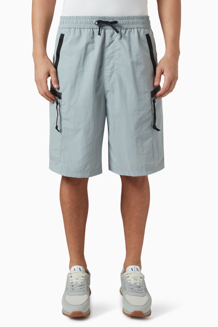 Cargo Shorts in Technical Fabric, Grey