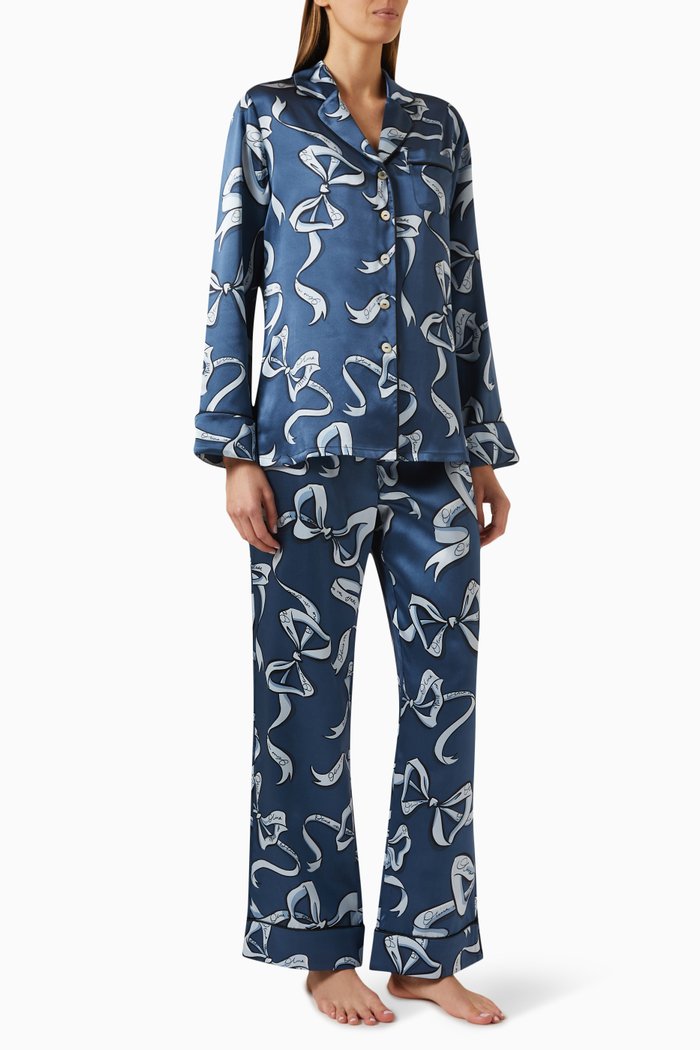 

Lila Arran Pyjama Set in Silk, Blue