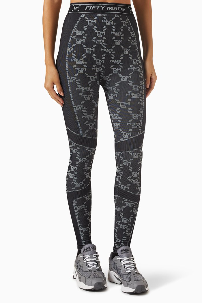 Monogram Leggings in Bio-Based Seamless, Black