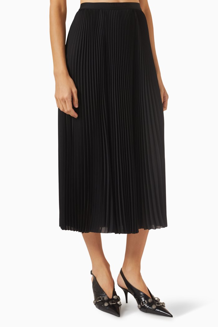 Pleated Midi Skirt in Technical Crepe, Black