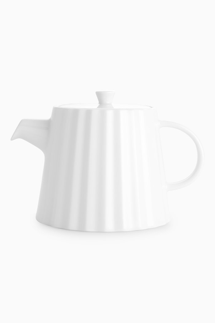 

Ridged Teapot in Fine Bone China, White
