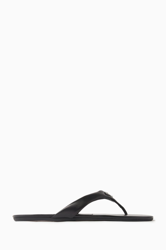 

Triangle Logo Flip-flop Sandals in Leather, Black