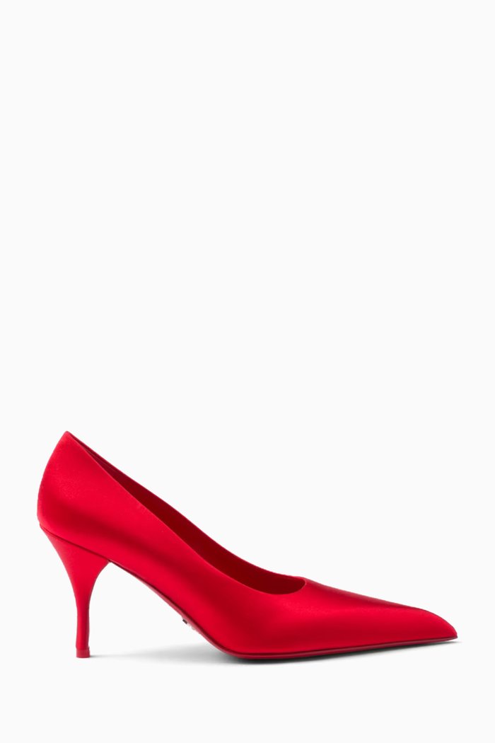 

Point-toe 85 Pumps in Satin, Red