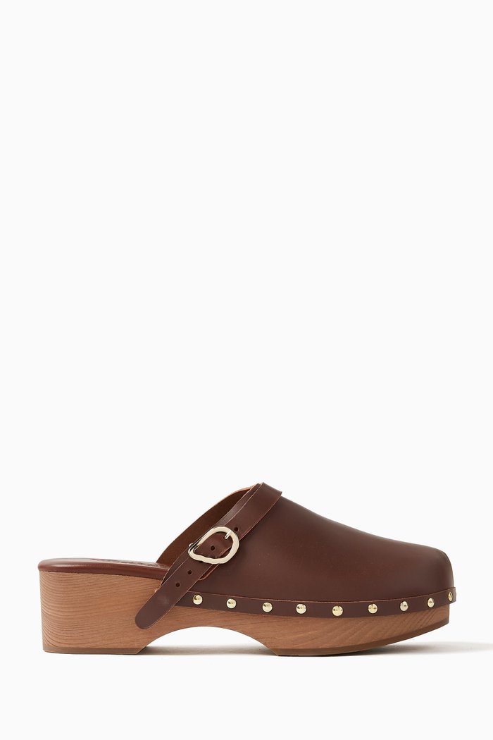 

Classic Closed Clog Mules in Leather, Brown