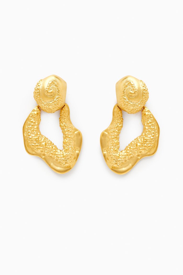 

Hera Drop Earrings in 18kt Gold-plated Brass