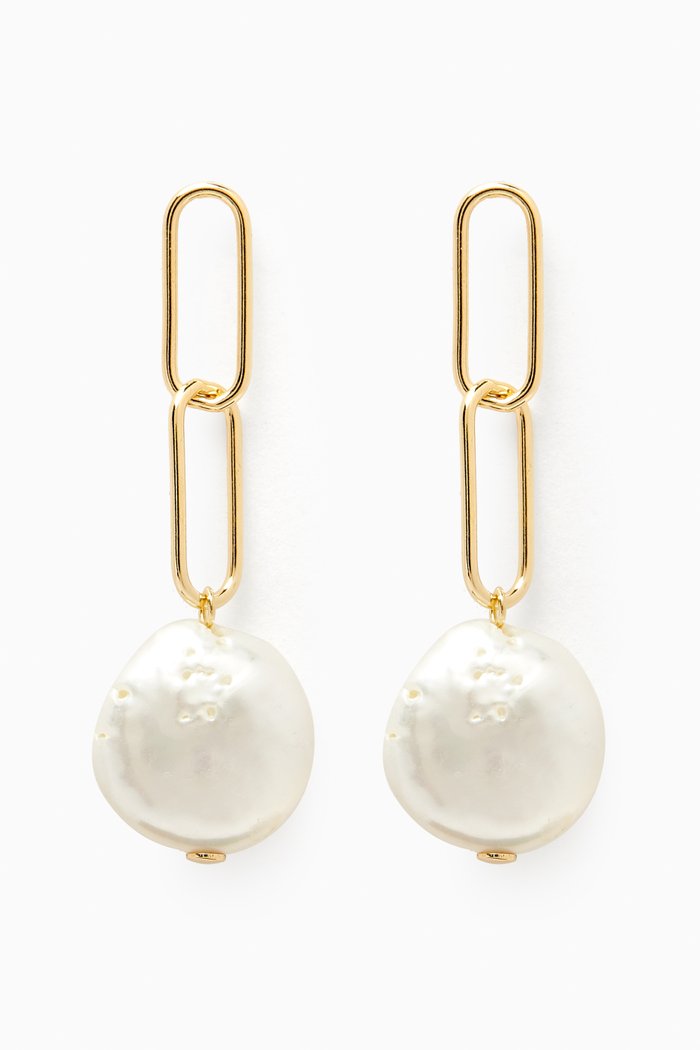 Kiku Paperclip Pearl Earrings in 18k Gold, Yellow