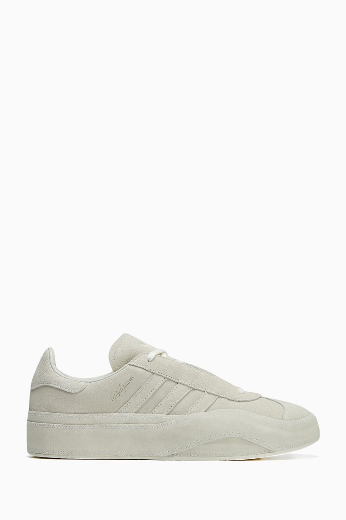 

Y-3 Gazelle Sneakers in Suede, Neutral