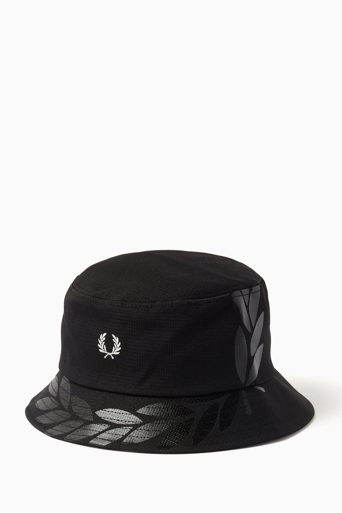 Laurel Wreath Bucket Hat in Ripstop Fabric, Black