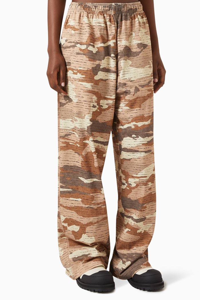 

Camouflage Sweatpants in Jersey, Brown
