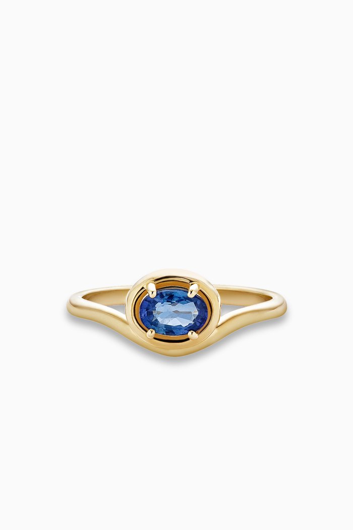 

Oval Sapphire Ring in 10kt Gold, Blue