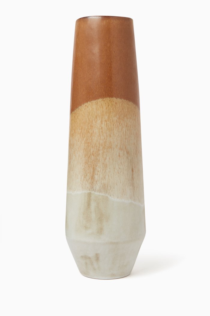 

Tall Aoki Vase in Porcelain, Brown