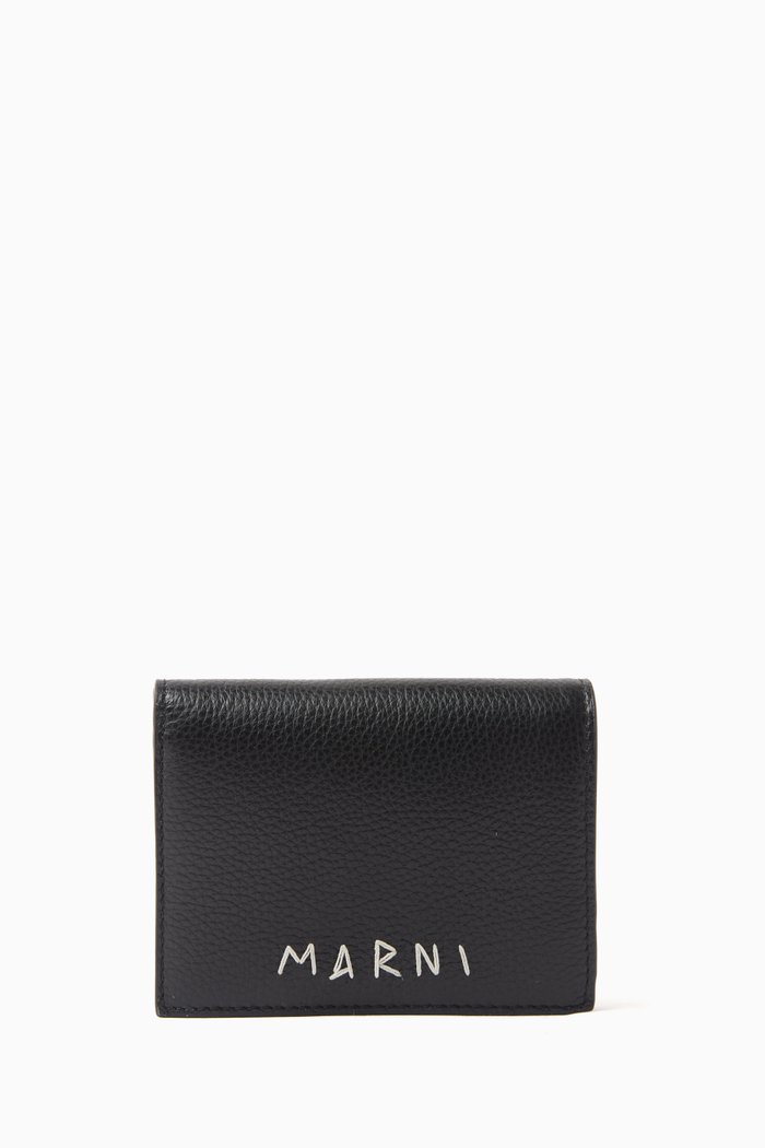 

Bi-fold Wallet in Calfskin Leather, Black