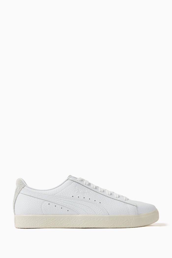

Clyde Premium Sneakers in Leather, White