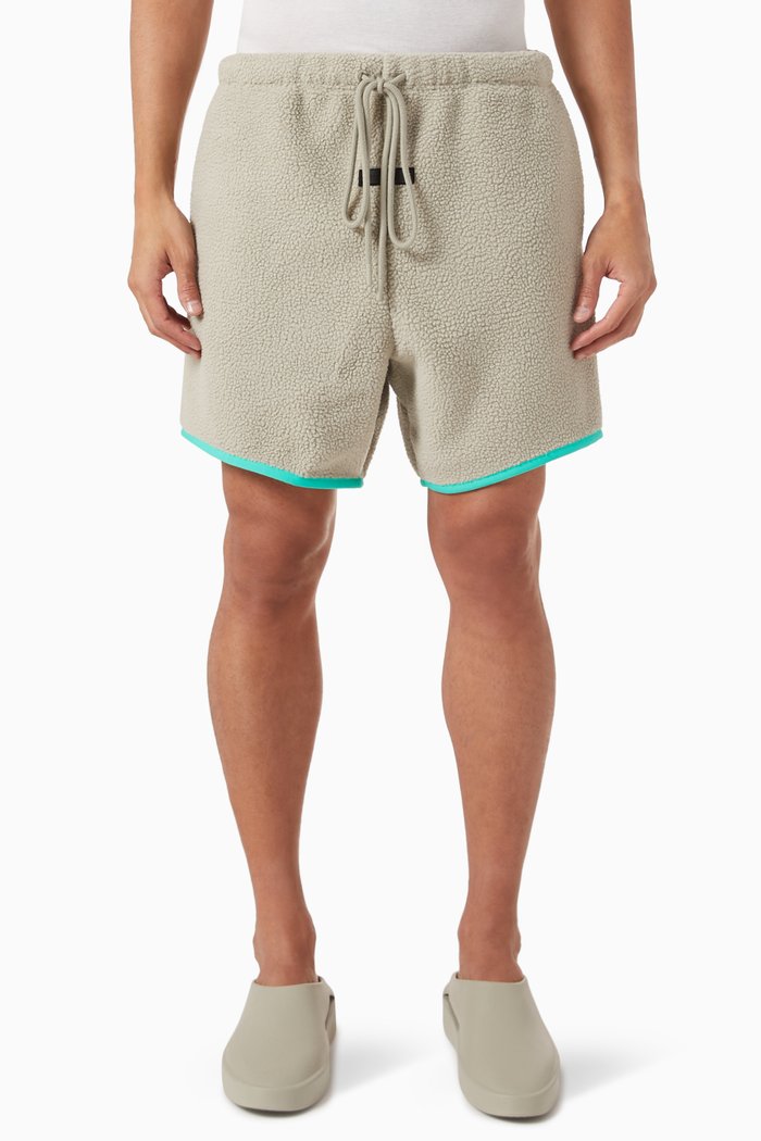 

Drawstring Sweatshorts in Polar Fleece, Grey