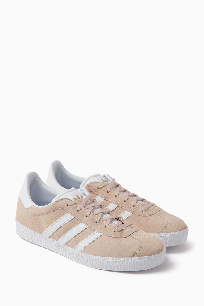

Gazelle Shoes in Suede, Pink
