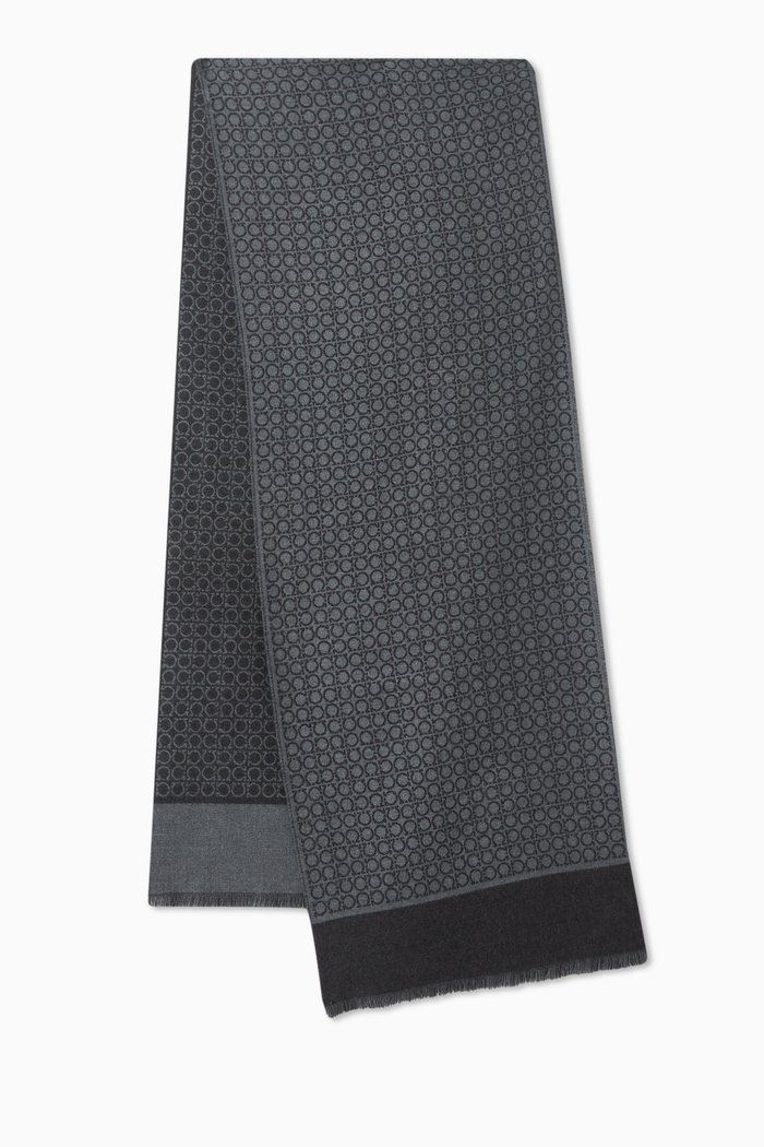 

Gancini Scarf in Wool, Grey