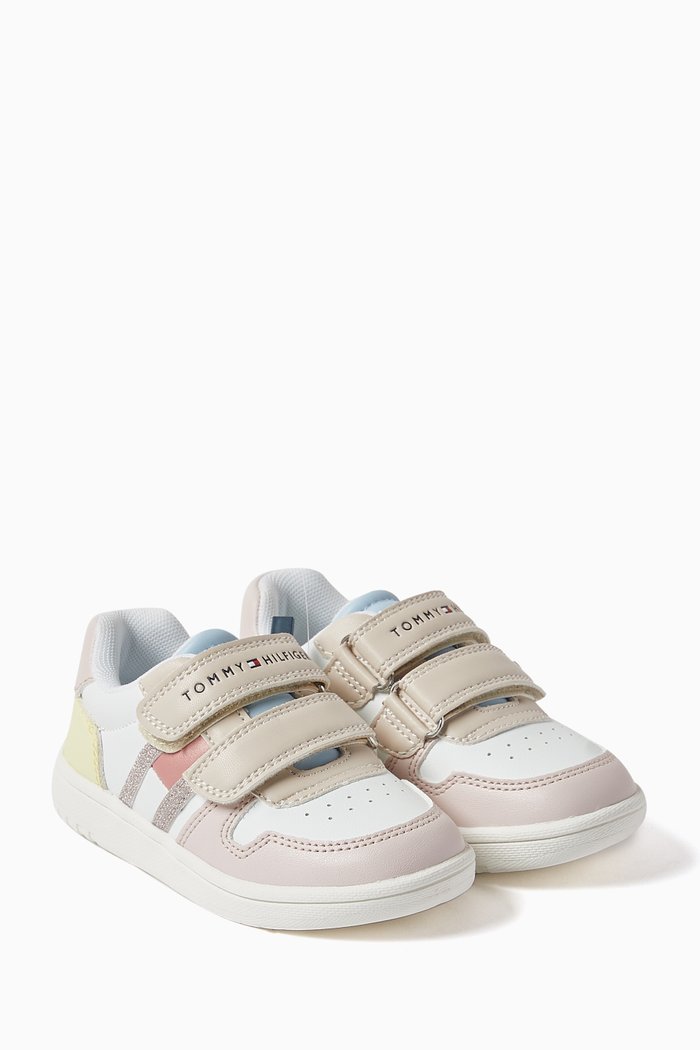 

Flag Low Cut Velcro Sneakers in Faux Leather, Neutral