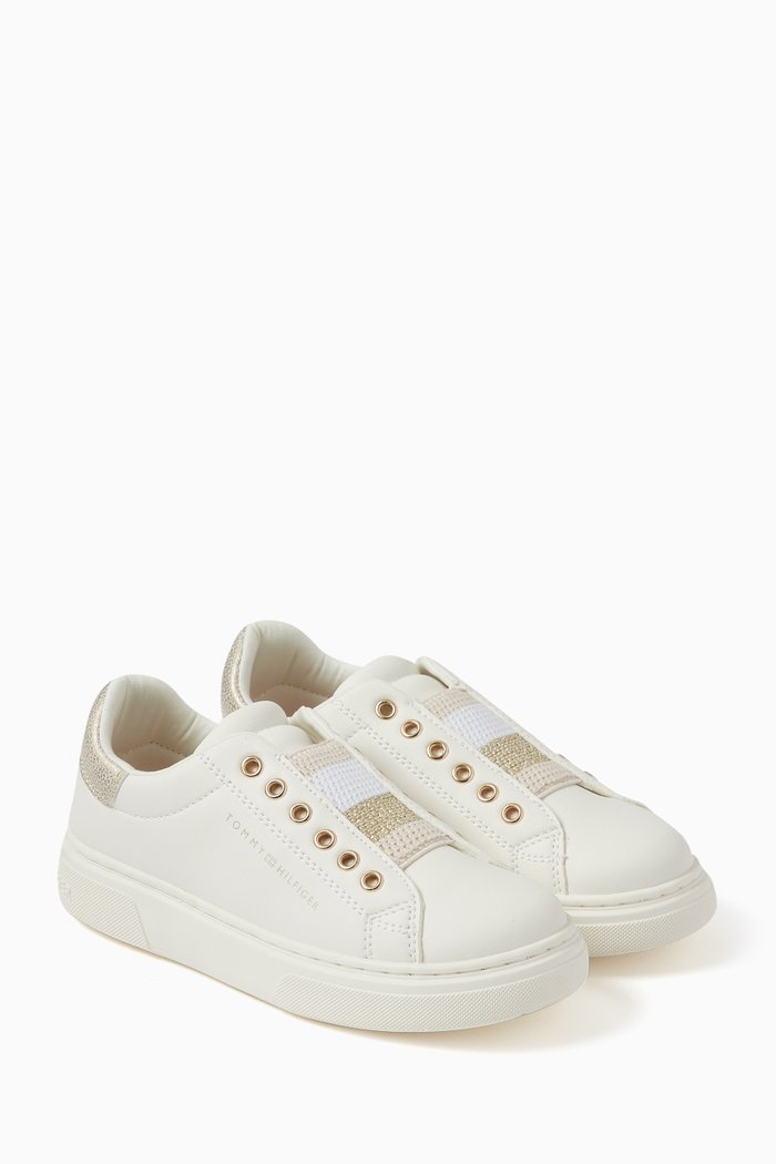 

Low Cut Sneakers in Faux Leather, White