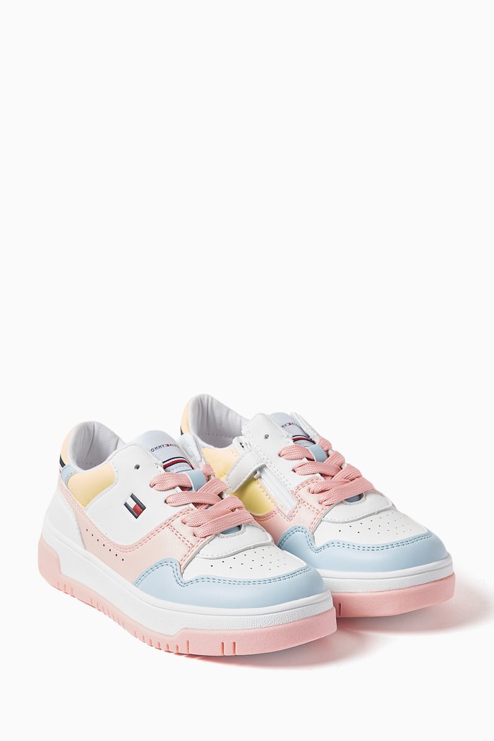 

Flag Low Cut Sneakers in Faux Leather, White