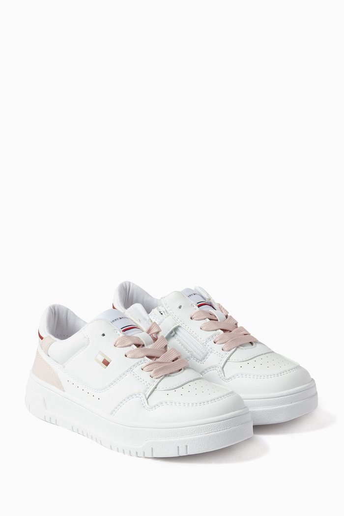 

Logo Low Cut Sneakers in Faux Leather, White