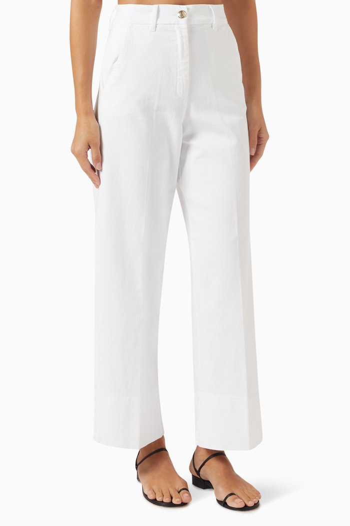 

Lava Jeans in Denim, White