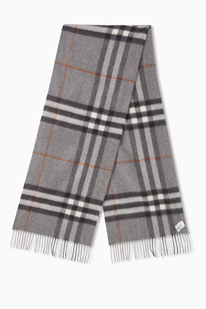 

Giant Check Scarf in Cashmere, Grey