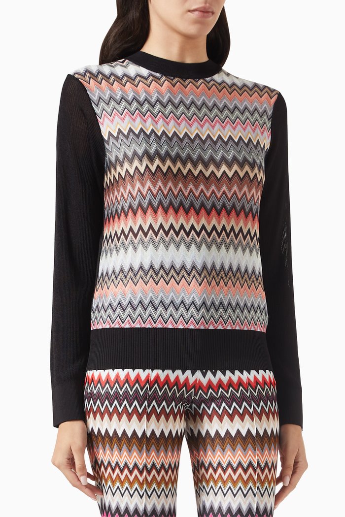 Chevron Pullover Sweater in Rayon, Black