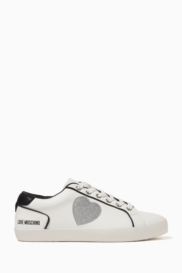 

Low Top Heart Sneakers in Faux Leather, White