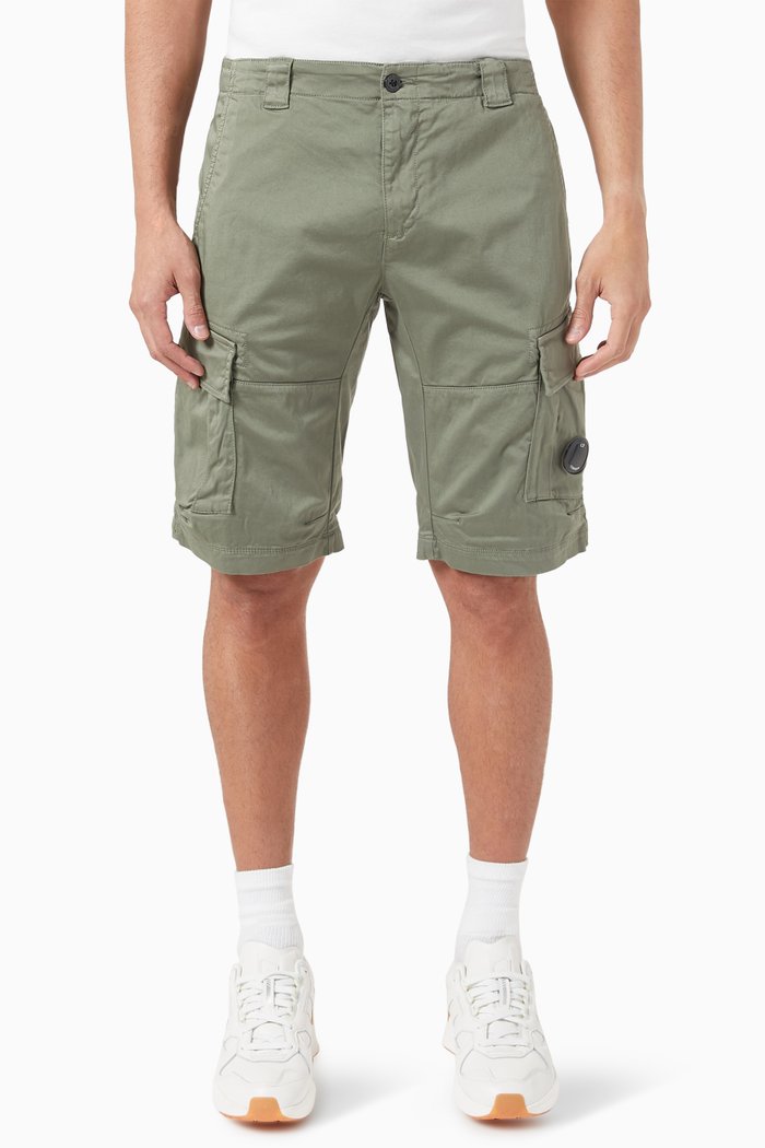 

Cargo Shorts in Stretch Sateen, Green